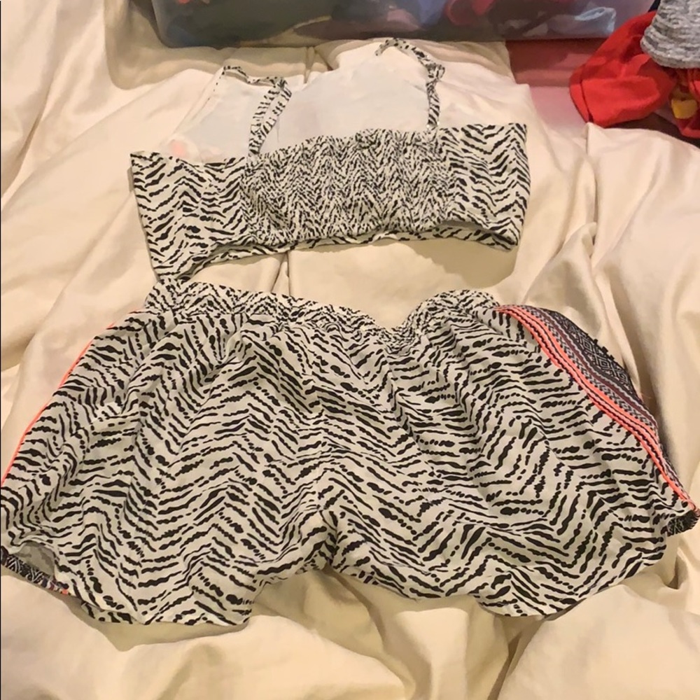 LF set - Picture 4 of 4